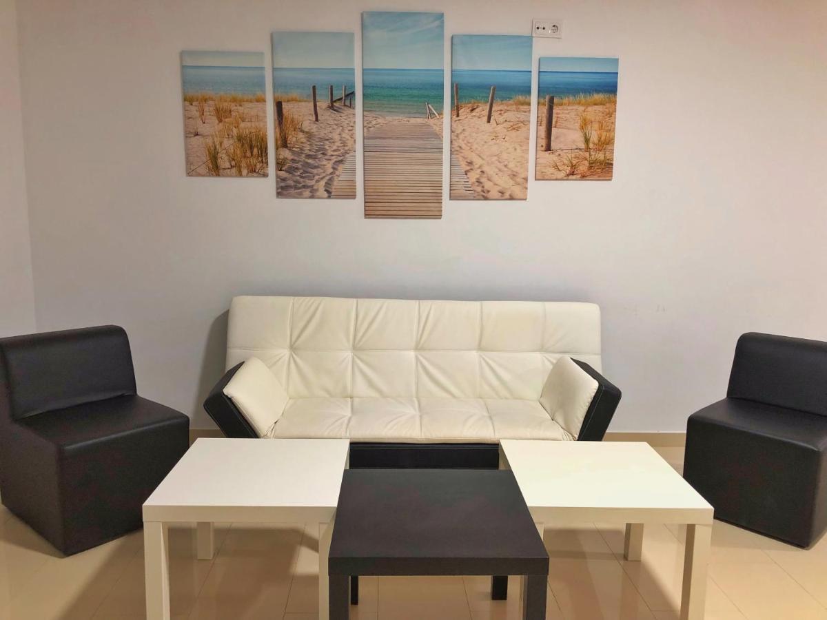 Apartamentos Carmen Teresa Torremolinos Dış mekan fotoğraf