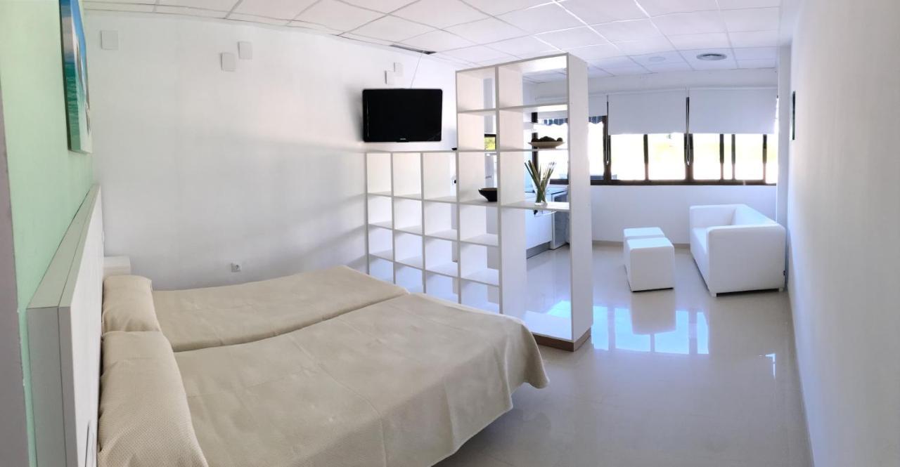 Apartamentos Carmen Teresa Torremolinos Dış mekan fotoğraf