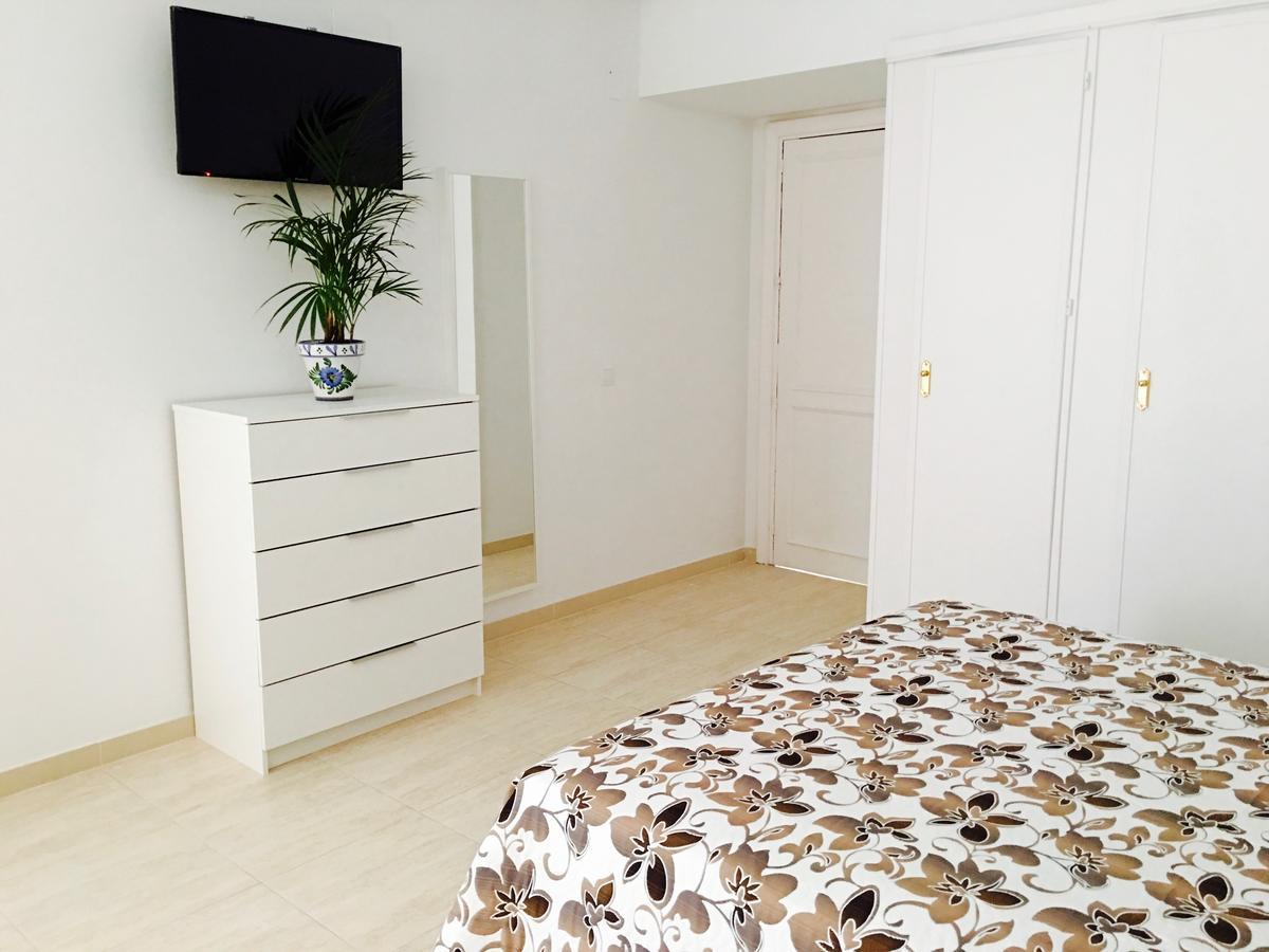 Apartamentos Carmen Teresa Torremolinos Dış mekan fotoğraf