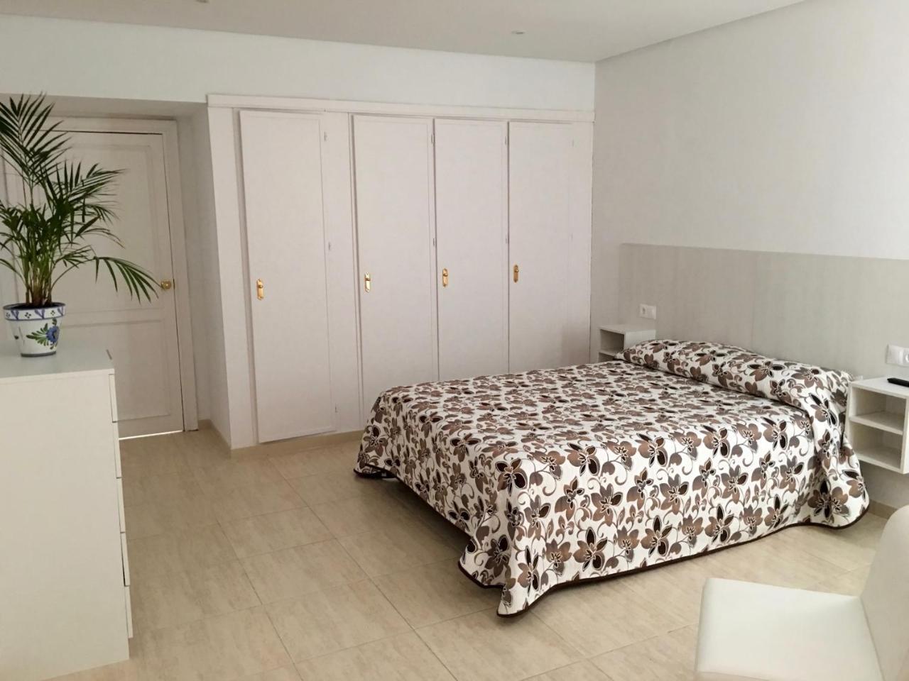 Apartamentos Carmen Teresa Torremolinos Dış mekan fotoğraf